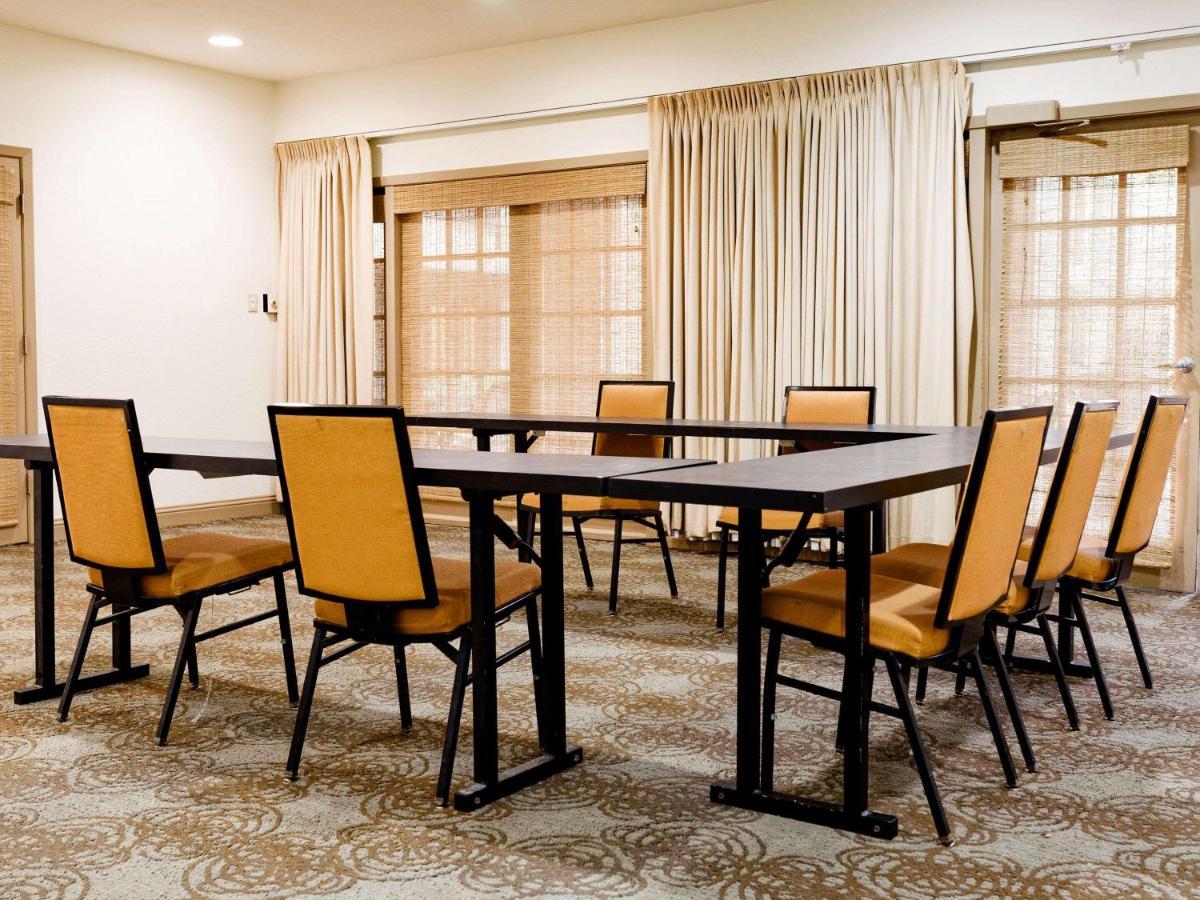 Comfort Suites Baton Rouge South I-10 Kültér fotó